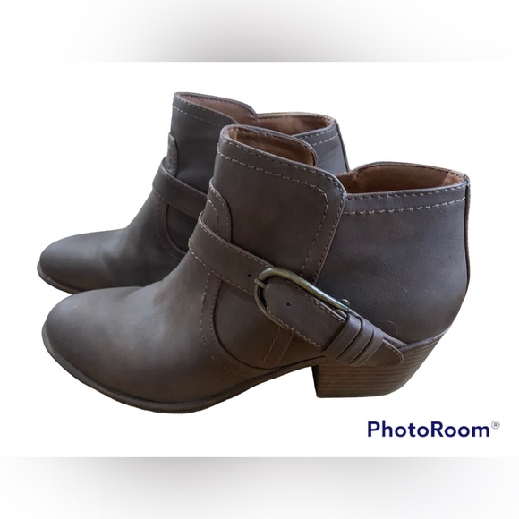 Indigo Shoes - Indigo Rd Ankle Boots Women’s size 7 1/2